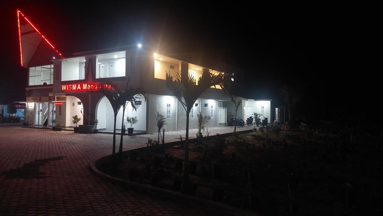 Hotel Wisma Mangurna Dolok Sanggul Exteriér fotografie